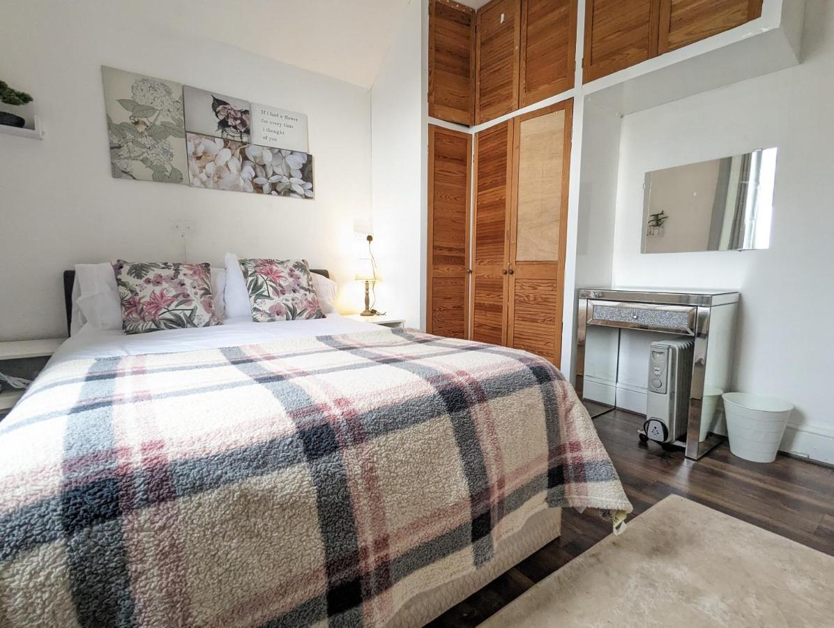 Whitchurch 1 Bedroom Apartment Cardiff Exterior foto